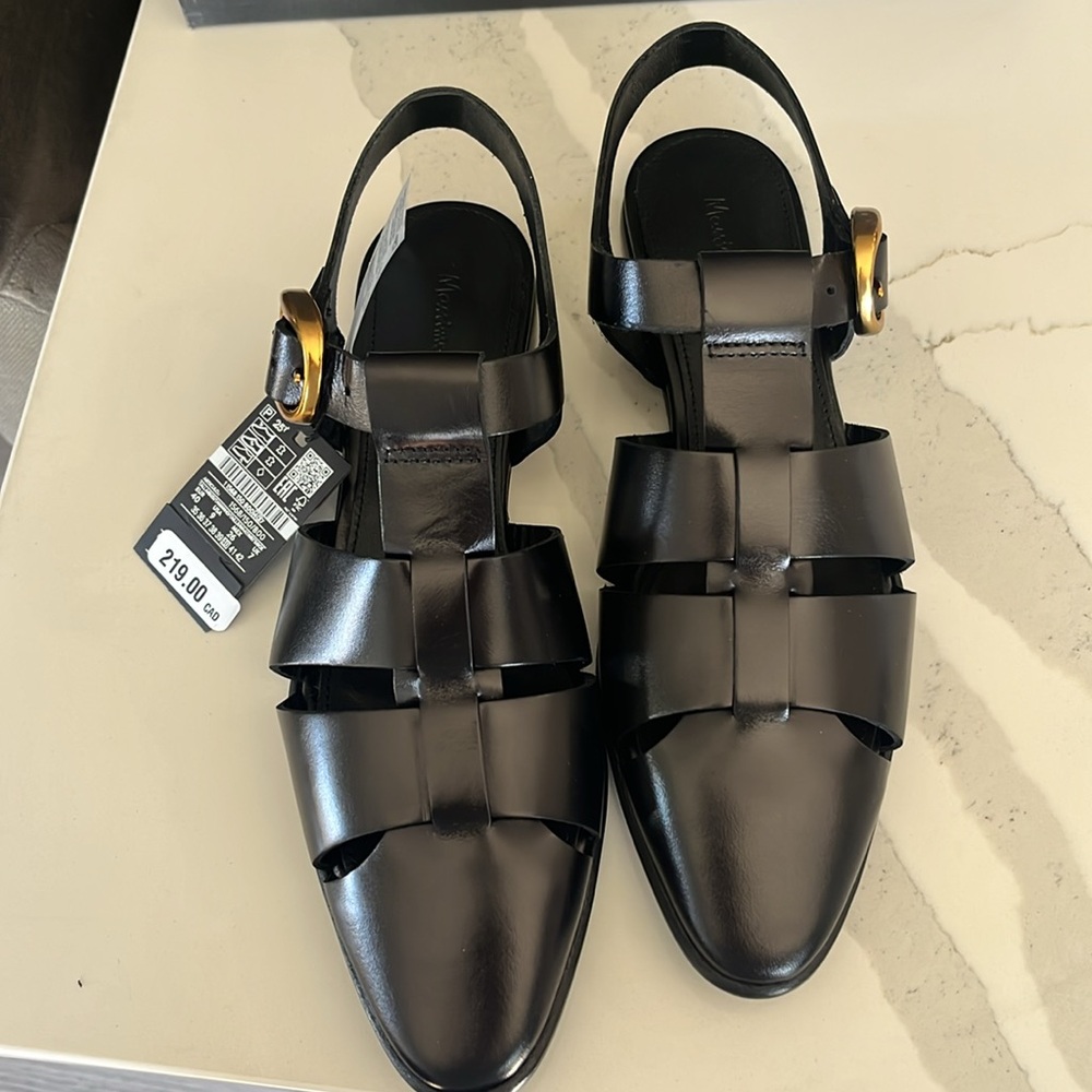 🆕 Massimo Dutti Black Fisherman Sandals